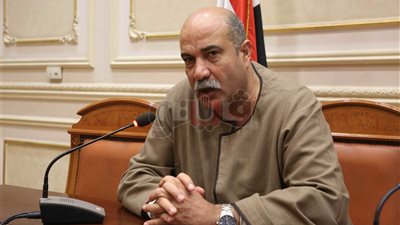 «زراعة البرلمان» تقدم مذكرة إلى عبد العال بسبب استمرار غياب الوزير