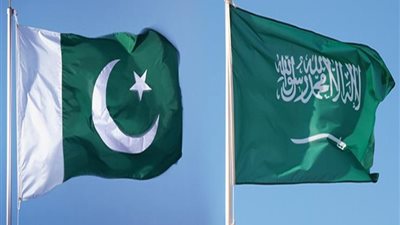باكستان تستعين بالسعودية للنهوض باقتصادها