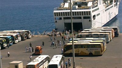 بالصور.. وصول وسفر 58 ألفا و263 معتمرا بموانئ البحر الأحمر