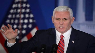 إصابة 3 من مستشاري مايك بنس بكورونا