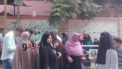 السيدات يتصدرن المشهد في اليوم الثاني لانتخابات النواب بالفيوم | صور