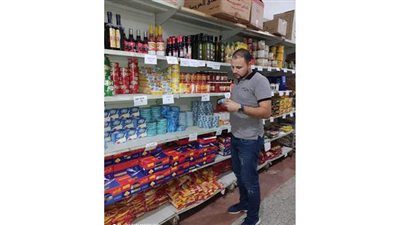 إعدام 161 كيلو و27 لتر مشروبات فاسدة في حملة مكبرة بدهب