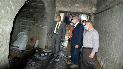 إخماد حريق في المدفن الصحي للقمامة بالعبور