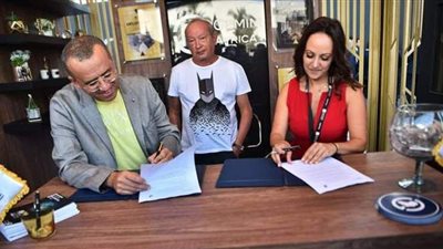 جيميناي أفريقيا توقع اتفاق تعاون مع تيك توك في مهرجان الجونة بحضور نجيب ساويرس | صور