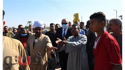 محافظ قنا يكلف بإنشاء مطبات أمام مدخل قرية أولاد إسماعيل للحد من الحوادث | صور