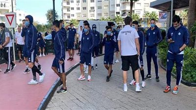 قبل ساعات من نهائي الكونفدرالية.. جولة مشي  للاعبي بيراميدز بالرباط | صور