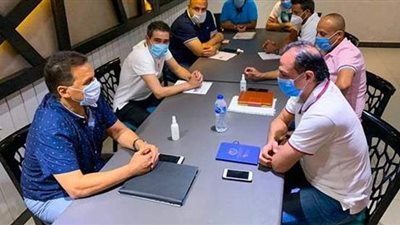 الجهاز الفني للمنتخب الوطني يناقش تحضيرات مباراتي توجو