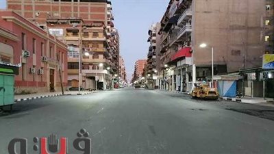 10 صور ترصد الانتهاء من وضع طبقة الأسفلت السطحية بشارع الثلاثيني ببورسعيد