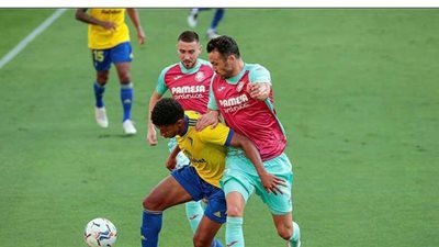 فياريال يفرط في صدارة الليجا بتعادل سلبي مع قادش