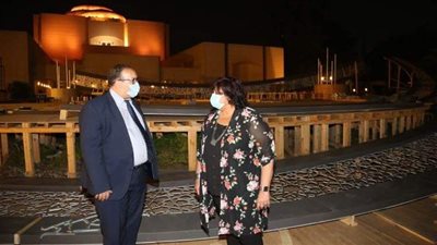 وزيرة الثقافة تتفقد مسرح النافورة استعدادا لمهرجاني الموسيقى والقاهرة السينمائي