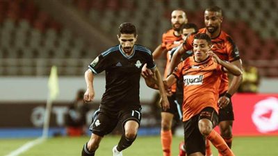 نهضة بركان بطلا لكأس الكونفدرالية بالفوز على بيراميدز 0/1