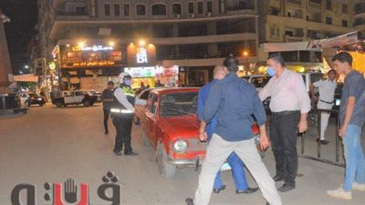 محافظ الغربية في جولة ليلية يتفقد قطور و طنطا ويوجه بغلق  3 محال |صور