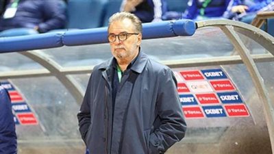 مدرب الإسماعيلي السابق: 