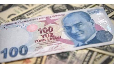 الليرة التركية تسجل أدنى مستوياتها