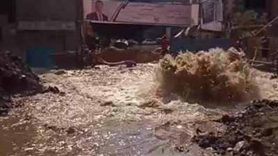 محافظ القاهرة ومدير الأمن يتابعان شفط المياه من 