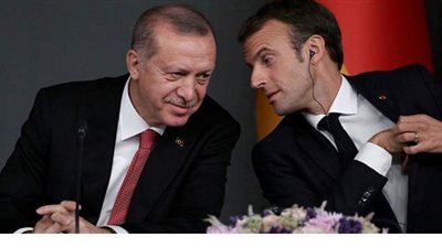 أردوغان يدعو الأتراك إلى مقاطعة البضائع الفرنسية