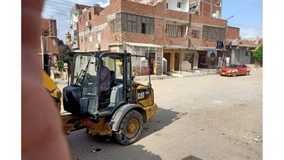 رفع ١٣٠ طن قمامة من قرية نفيشة في الإسماعيلية