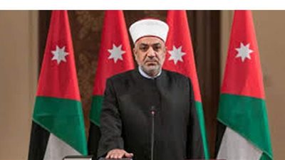 وزير الأوقاف الأردني يعلن إصابته بفيروس كورونا