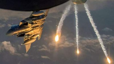 غارة أمريكية تقتل 7 من قادة 