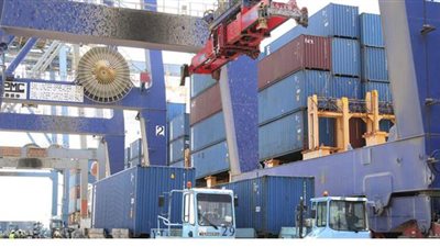 الأردن يعيد فتح الخط البحري مع مصر للشاحنات فقط