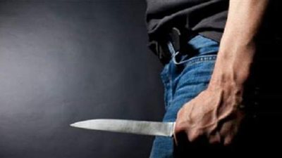 مصري يسدد 3 طعنات لسيدة مصرية أمام المارة في الكويت.. ويؤكد: 