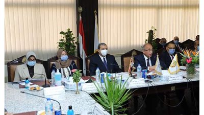 سعفان في أول اجتماع بعد عضويته في مجلس جامعة الزقازيق: تطوير 38 مركز للتدريب المهني