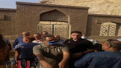 محمود سعد يؤم صلاة الجنازة على مدرب حراس الزمالك | صور