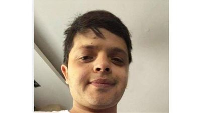 محمد هنيدي على فيسبوك: صورت نفسي سيلفي بالغلط