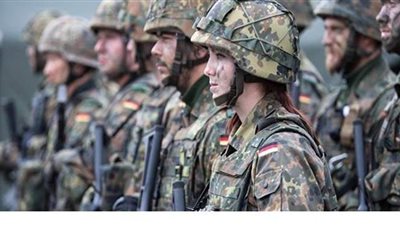 الدفاع الألمانية: مواصلة زيادة عدد المجندات في الجيش