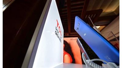 تي سي إل تطلق مجموعة من هواتفها الذكية على رأسها TCL 10 plus