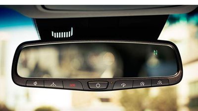 تعرف على أهمية ضبط مرايا السيارات