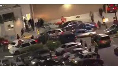 أعمال عنف ونهب للمحال في فيلادلفيا الأمريكية بعد مقتل رجل أسود على يد الشرطة | فيديو