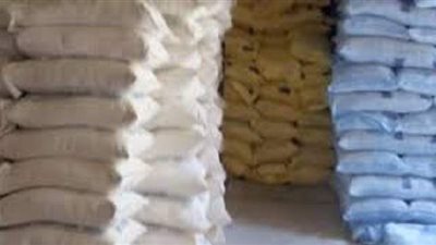 ضبط مدير مطحن بحوزته 900 طن دقيق مجهول المصدر بالقاهرة