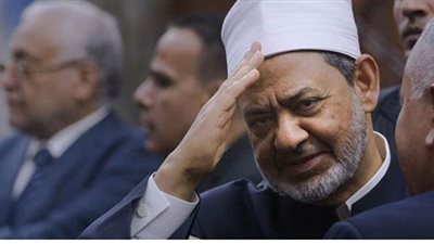 شيخ الأزهر: بقاء الإسلام والقرآن وخلودهما أمر تولاه الله بنفسه.. لولا النبي محمد وما أرسل به لبقيت الإنسانية في ظلام دامس وضلال مبين