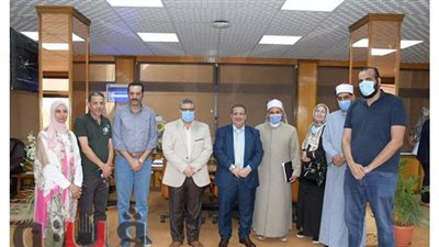 رئيس جامعة القناة يستقبل وفد مركز الأزهر العالمى للفتوى الإلكترونية