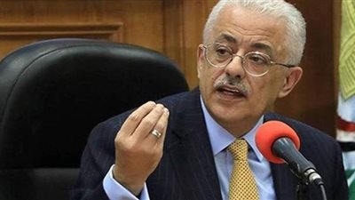 وزير التعليم يصدر قرارا بشأن تنظيم العلاقة التعاقدية بين أصحاب المدارس وأولياء الأمور