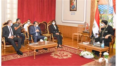 البابا تواضروس الثاني يستقبل وزيرة الهجرة ووفد من شباب الدارسين بالخارج