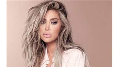 في 45 ثانية.. مايا دياب تقبل تحدي كريستيانو رونالدو وتحطم رقمًا قياسيًا | فيديو