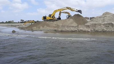 تفاصيل جهود حماية وتطوير شواطئ شمال الدلتا تنفيذا لتكليف الرئيس