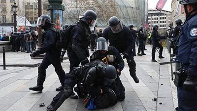 القبض على شخص بعد هجوم بسكين قرب كنيسة في مدينة نيس الفرنسية