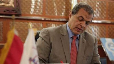 القوى العاملة:  متابعة تنفيذ إجازة 