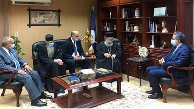 وزير السياحة والآثار يبحث مشروعات  تطوير خدمات دير سانت كاترين