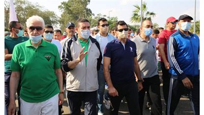 وزير الرياضة يحتفل باليوم العالمي للمشي بالمشاركة في مهرجان بالإسماعيلية
