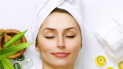 ٥ نصائح للعناية بالبشرة يوميًا.. لا تفوتيها