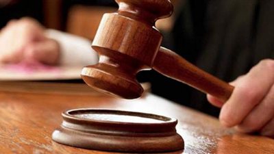 قصة شاب تحرش بوالدته فأودته قتيلا بالفأس في المنيا.. والنيابة تأمر بتحويلها للجنايات