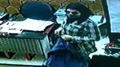 تحرك أمني بشأن واقعة فتاة سرقت حقيبة موظفة بها 32 ألف جنيه من داخل مدرسة بالعمرانية | فيديو