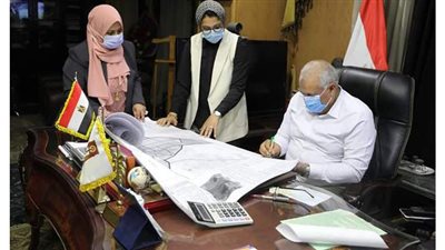 محافظ الوادي الجديد يعتمد المخطط الإستراتيجي لمدينة الفرافرة
