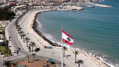 مئات الحافلات تتوجه إلى سفارة فرنسا في بيروت للتظاهر احتجاجا على الإساءة للنبي | فيديو