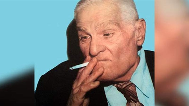 الكاتب فكرى اباظة