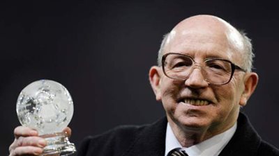 وفاة أسطورة مانشستر يونايتد وبطل مونديال 66